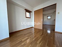 Ｐｅａｃｅｆｕｌ(ピースフル) 701 7階2LDKのリビング/ダイニング