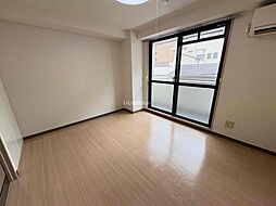 クロワートル二宮 3階1Kのリビング/ダイニング