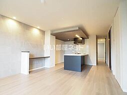 シャーメゾン春日 A0101 1階2LDKのリビング/ダイニング