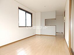 バームクーヘン　A棟 A101 1階3LDKのリビング/ダイニング