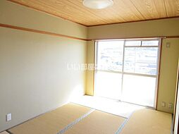 メゾン・カトレア 302 3階3DKのリビング/ダイニング