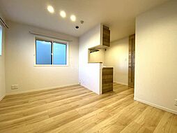 ペルル金屋町 201 2階1LDKのリビング/ダイニング