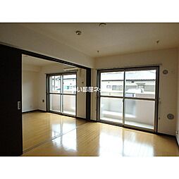 Y&Mディア古河 301 3階2LDKのリビング/ダイニング