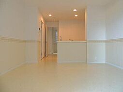 ディアスＫＳ 102 1階2LDKのリビング/ダイニング