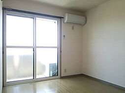 ハイカムールマルナカ 302 3階2DKのリビング/ダイニング