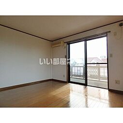 ガーデンオブモニカ 201 2階1Kのリビング/ダイニング