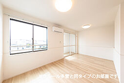 メゾン・エデ 204 2階1LDKのリビング/ダイニング