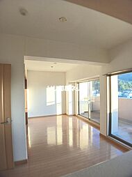 シャリオ三永壱番館 601 6階3LDKのリビング/ダイニング