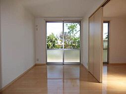 シャーメゾン小牧 A0101 1階1LDKのリビング/ダイニング