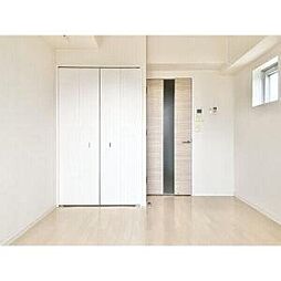 ラ・ヴィ・アン・ローズ 0701 7階1Kのリビング/ダイニング