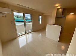 ドゥジエム 203 2階1LDKのリビング/ダイニング