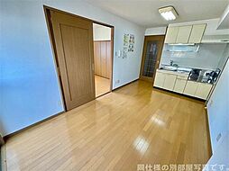 Ｍｅｉｌｌｅｕｒ・Ｙ 202 2階2DKのリビング/ダイニング