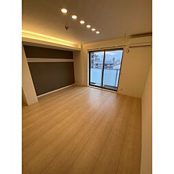 ＢＥＲＥＯ　ＳＡＮＫＯＵ 104 1階ワンルームのリビング/ダイニング