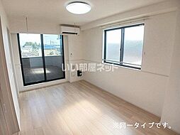 クレッシェンド石ヶ瀬 305 3階2LDKのリビング/ダイニング