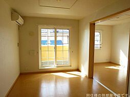 イエローフォレスト 202 2階2LDKのリビング/ダイニング