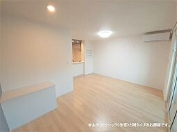 プロムナード 204 2階1LDKのリビング/ダイニング