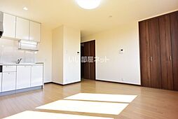 ドゥバンセ 2階ワンルームのリビング/ダイニング