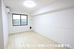 ヴィラ　グレイスＣ 102 1階1LDKのリビング/ダイニング