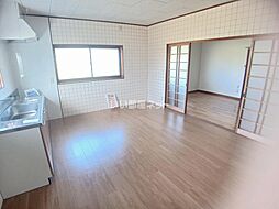 手鎌借家 12 1階3LDKのリビング/ダイニング