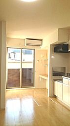 フルール・ユー 102 1階1LDKのリビング/ダイニング