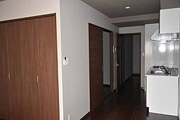 ＴＨＥ　ＡＰＡＲＴＭＥＮＴ福山駅前 201 2階1LDKのリビング/ダイニング