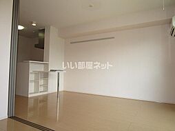 グリュックシャン 103 1階1LDKのリビング/ダイニング