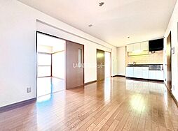 liberte I 302 3階3LDKのリビング/ダイニング