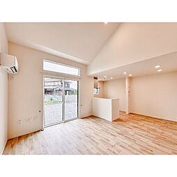 カーサクラーノ 105 1階2SLKのリビング/ダイニング