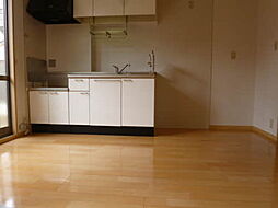 シャーメゾン　カメリア A0202 2階2Kのリビング/ダイニング