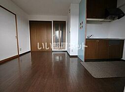 ウェルネス多賀 401 4階2DKのリビング/ダイニング