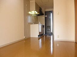 カーサ久山 A0102 1階1DKのリビング/ダイニング