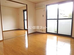 グラン・メール 102 1階2DKのリビング/ダイニング