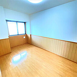 新田東レジデンス五番館 1001 10階3LDKのリビング/ダイニング