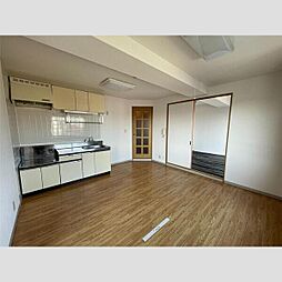 KS宮城野 402 4階1LDKのリビング/ダイニング