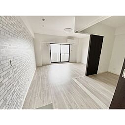 古出来エンブルコート(旧GRANDUKE古出来) 503 5階1LDKのリビング/ダイニング