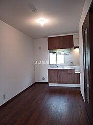 グリーンルーフ 106 1階3DKのリビング/ダイニング