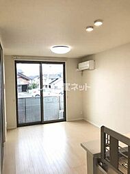 アルコイリース 102 1階1LDKのリビング/ダイニング