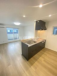 サニーコーストB棟 201 2階3LDKのリビング/ダイニング