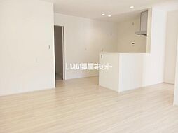 ファミーユコート 103 1階2SLDKのリビング/ダイニング