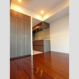 レジデンシャルステート白金 501 5階1Kのリビング/ダイニング