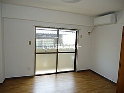 メイゾン西港 201 2階ワンルームのリビング/ダイニング