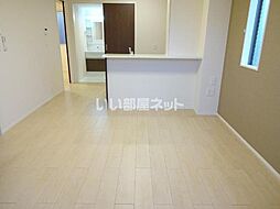 イーストメモリー 105 1階1LDKのリビング/ダイニング