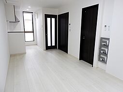 Ｎｅｏ　ＳＱＵＡＲＥIII 103 1階ワンルームのリビング/ダイニング