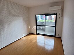 ミカーサ安島 6E 6階1DKのリビング/ダイニング