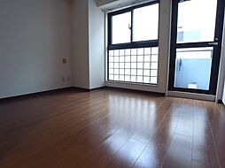 ドルチェ府中 2階ワンルームのリビング/ダイニング