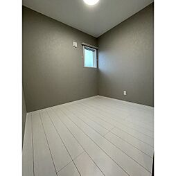 Crecia一宮III(クレシアイチノミヤスリー) 201 2階1LDKのリビング/ダイニング