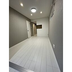 Crecia一宮III(クレシアイチノミヤスリー) 202 2階1LDKのリビング/ダイニング