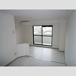 大安ヒルズ 208 2階ワンルームのリビング/ダイニング