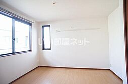 東武小泉線 西小泉駅 徒歩9分の賃貸アパート 2階2LDKのリビング/ダイニング