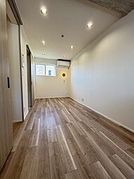 ＥｄｇｅＭｏｍｅｎｔ長江 205 2階ワンルームのリビング/ダイニング